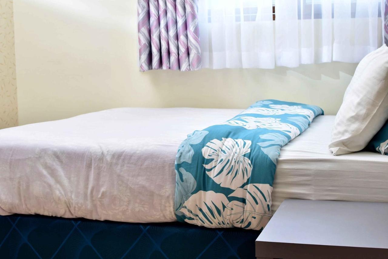 Kandiz Queendom Nairobi Bagian luar foto